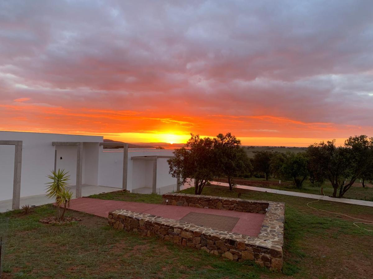 Montimerso Skyscape Countryhouse モンサラズ エクステリア 写真